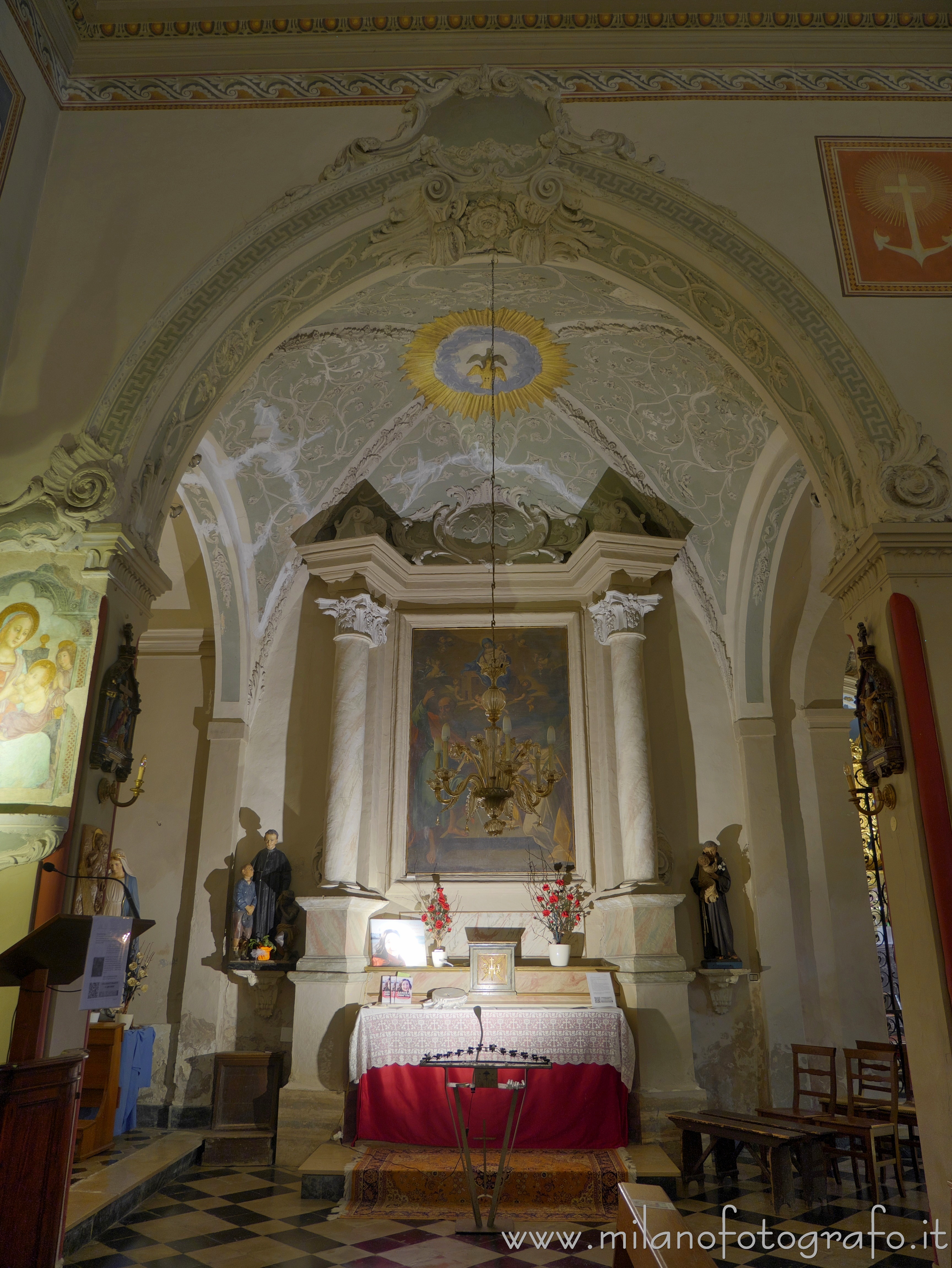 Montefiore Conca (Rimini, Italy) - Altar of St. Paul in the Church of St. Paul - Full resolution picture